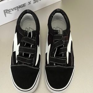 are revenge storms true to size